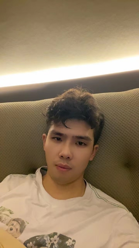 阿龙设计师的第一张照片--泰州相亲服务中心