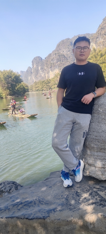 受过伤的狼的第二张照片--泰州相亲服务中心