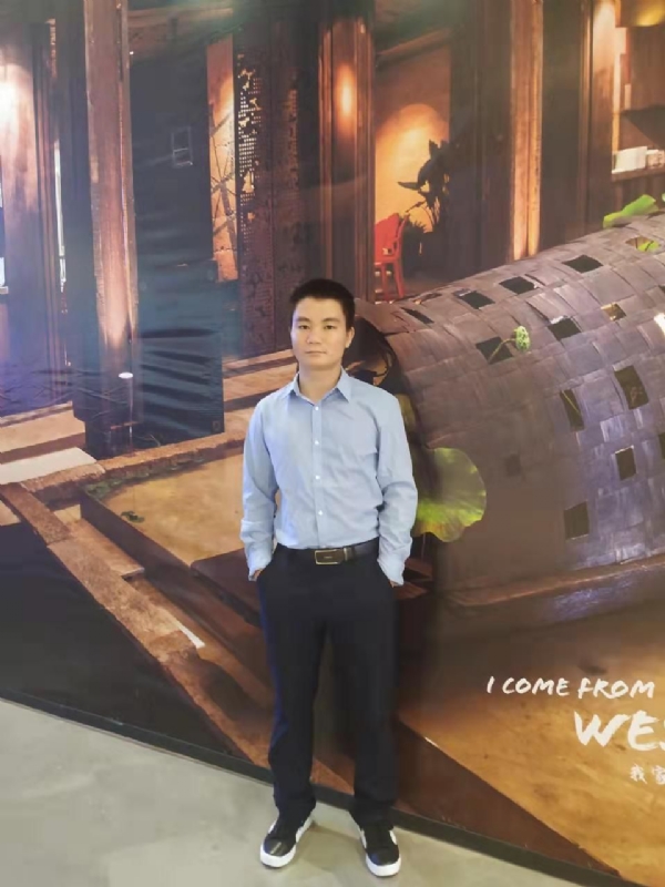 梧桐枫叶的第一张照片--泰州相亲服务中心
