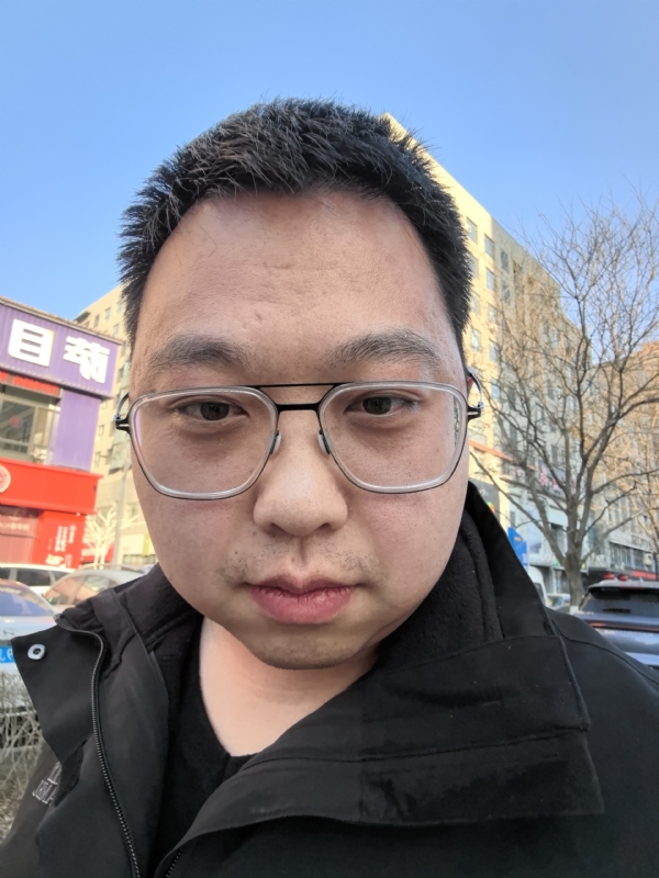 宋哲的第一张照片--泰州相亲服务中心
