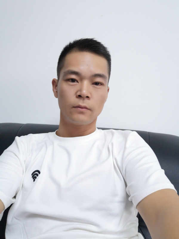 东东的第二张照片--泰州相亲服务中心