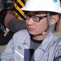 黑黑一笑的第三张照片--泰州相亲服务中心
