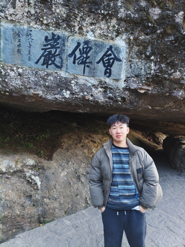 帅邓拖网速的第二张照片--泰州相亲服务中心