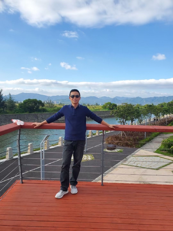 栖凤之木的第三张照片--泰州相亲服务中心