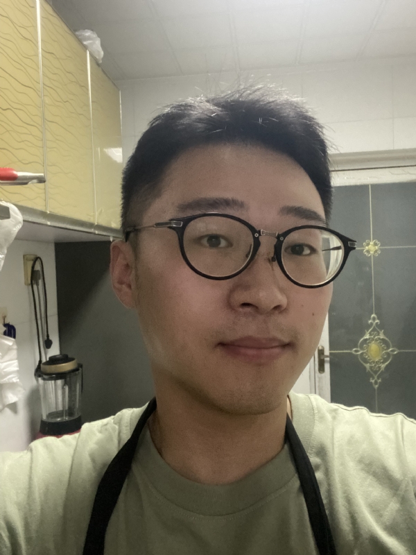 何方妖孽的第一张照片--泰州相亲服务中心