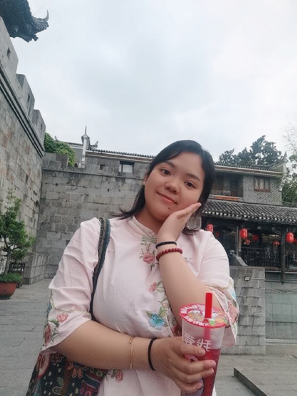 敏兮小沫的第三张照片--泰州相亲服务中心
