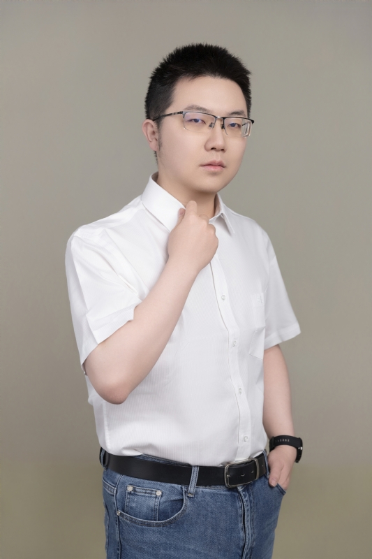 晏先生的第一张照片--泰州相亲服务中心