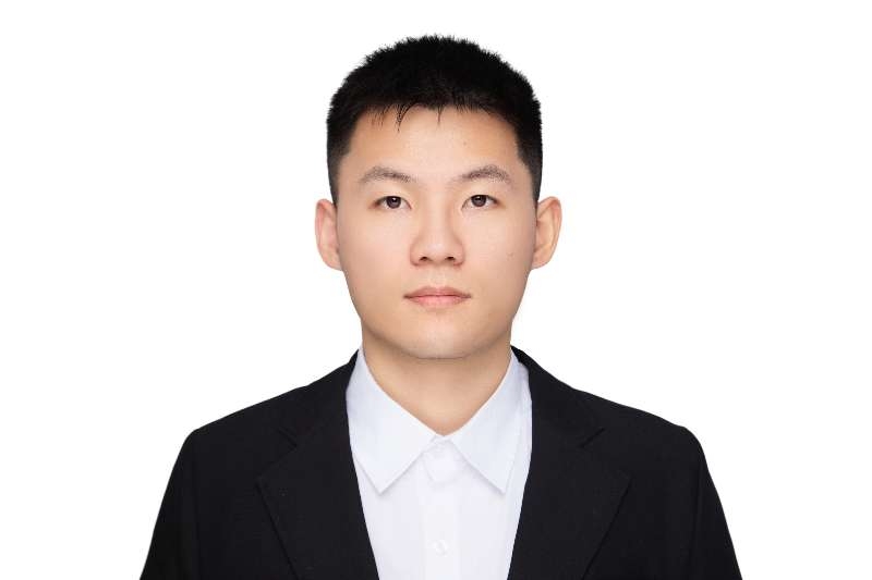 小应的第二张照片--泰州相亲服务中心
