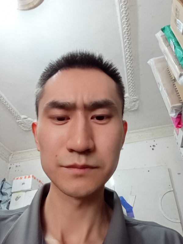 西门吹雪的第一张照片--泰州相亲服务中心