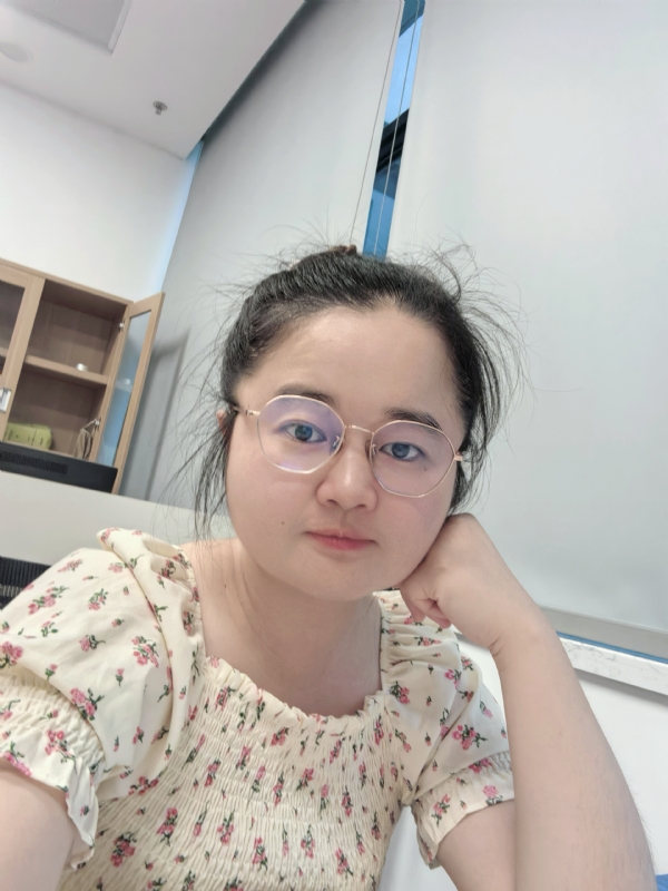 盼盼的第一张照片--泰州相亲服务中心