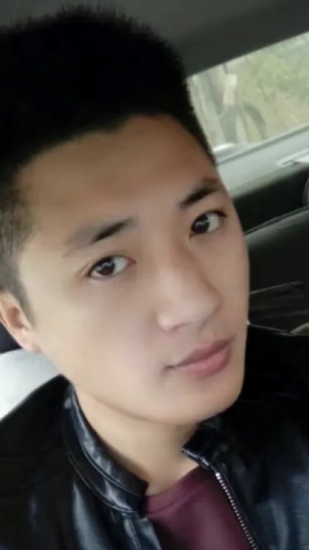 小汤米的第二张照片--泰州相亲服务中心