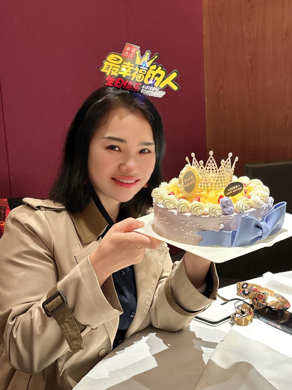 Apple的第一张照片--泰州相亲服务中心