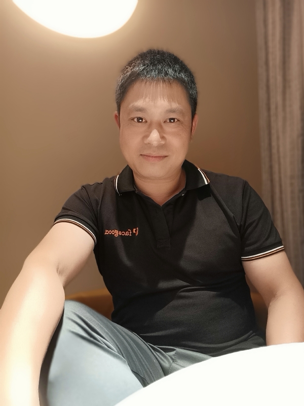影子的第一张照片--泰州相亲服务中心