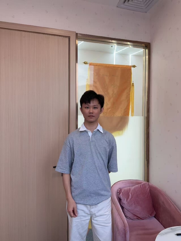 小叶子的第一张照片--泰州相亲服务中心