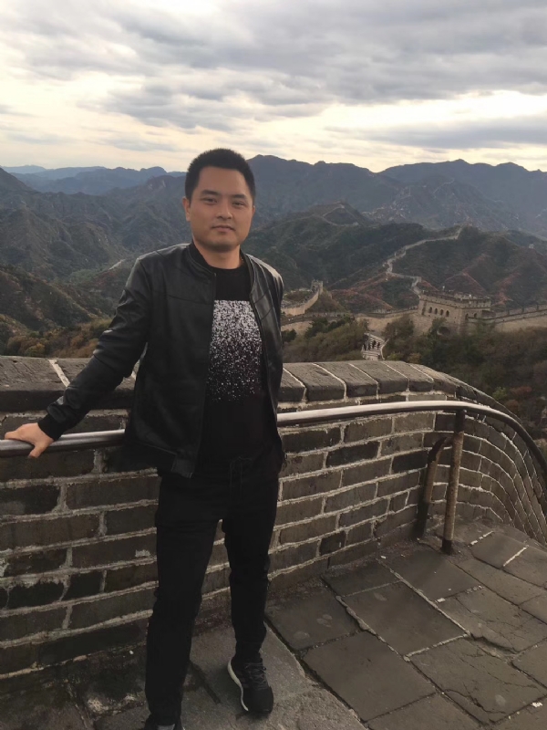 海阔天空的第一张照片--泰州相亲服务中心