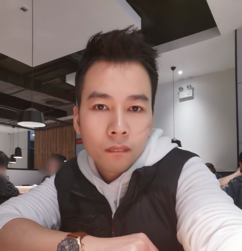 思明的第一张照片--泰州相亲服务中心