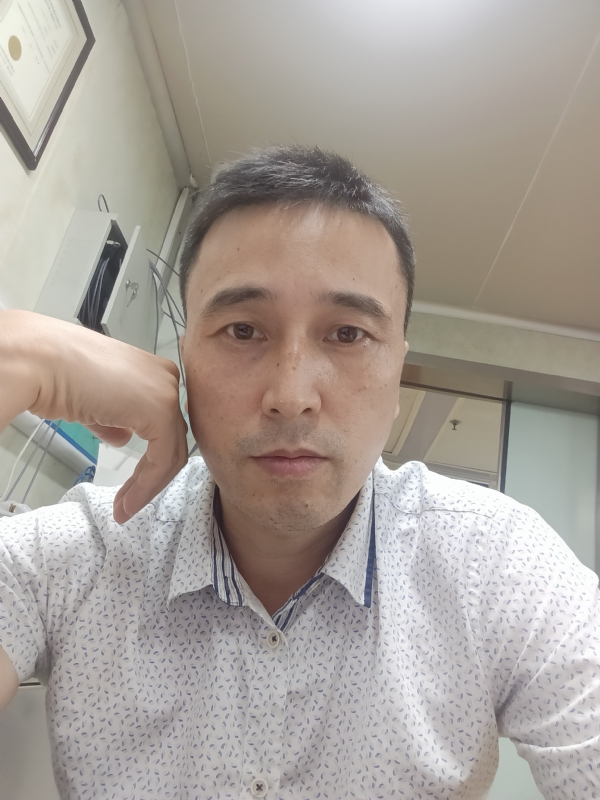 笑看一切的第三张照片--泰州相亲服务中心