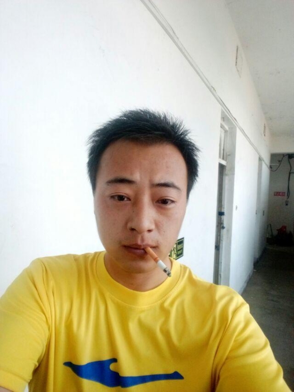 云淡风轻的第二张照片--泰州相亲服务中心