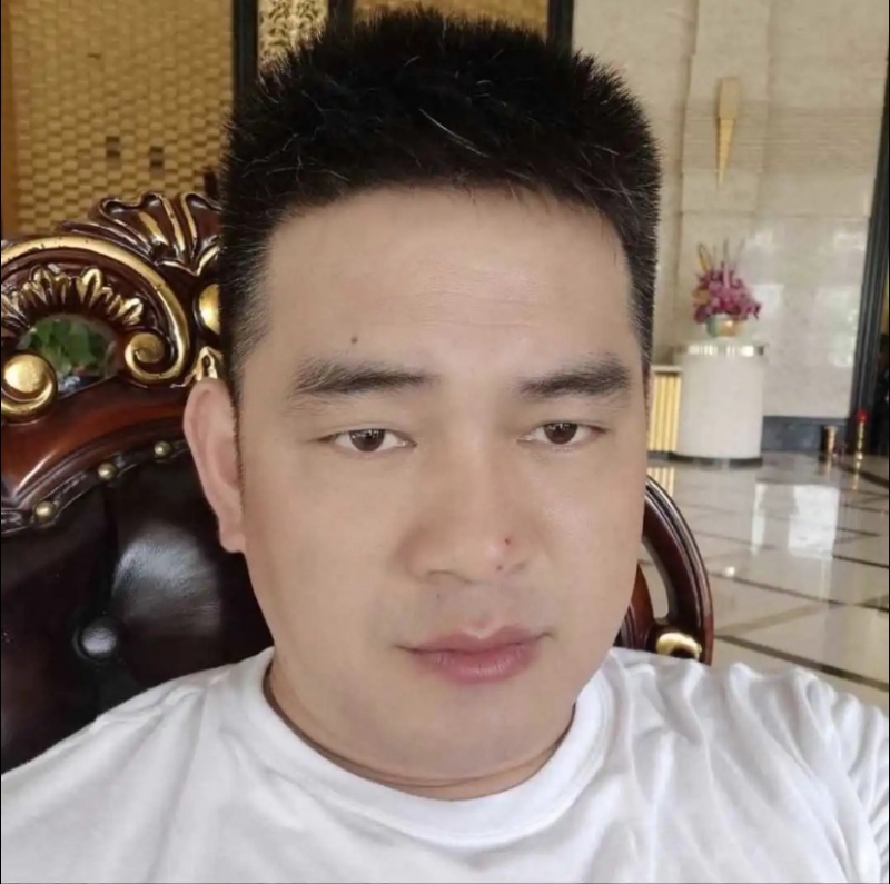 随风的第一张照片--泰州相亲服务中心