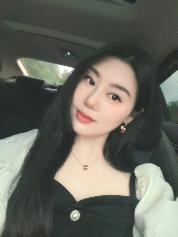 潇潇暮雨的第一张照片--泰州相亲服务中心
