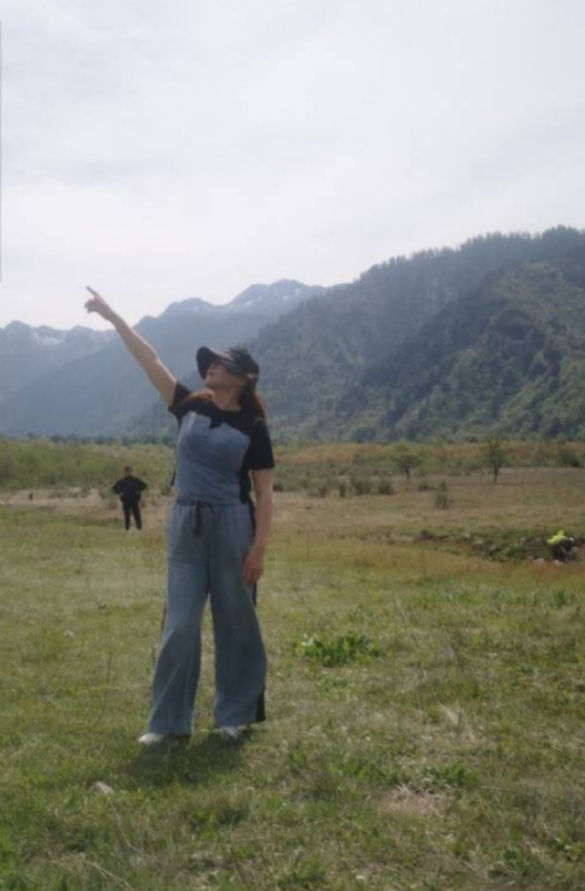 宛霞的第四张照片--泰州相亲服务中心