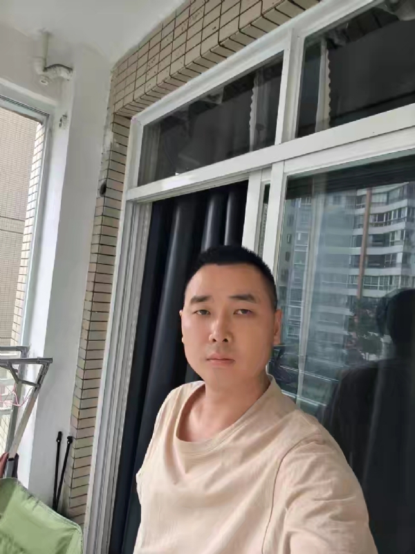 休息的风的第五张照片--泰州相亲服务中心