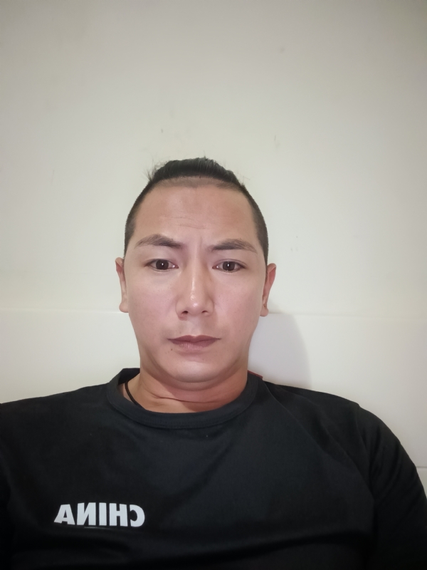 无不良嗜好的第二张照片--泰州相亲服务中心