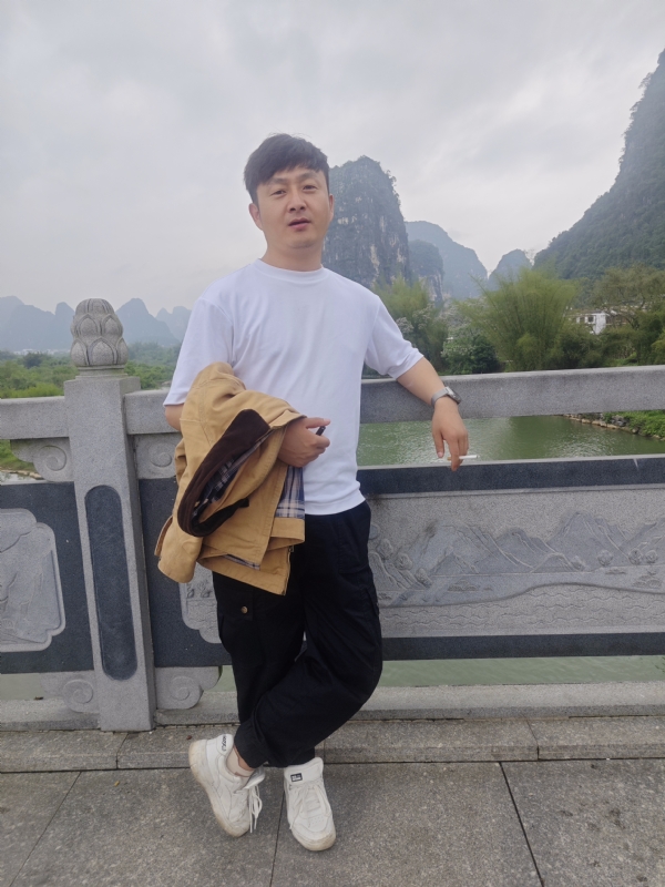 天选之人的第二张照片--泰州相亲服务中心