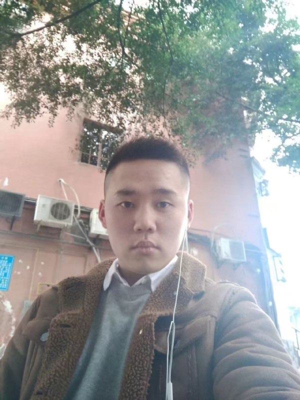 想了很久的男人的第一张照片--泰州相亲服务中心