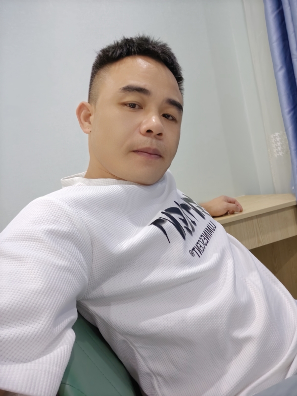 下一站的我的第二张照片--泰州相亲服务中心