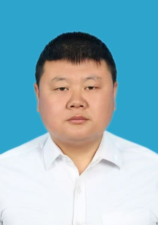 井底之蛙的第一张照片--泰州相亲服务中心