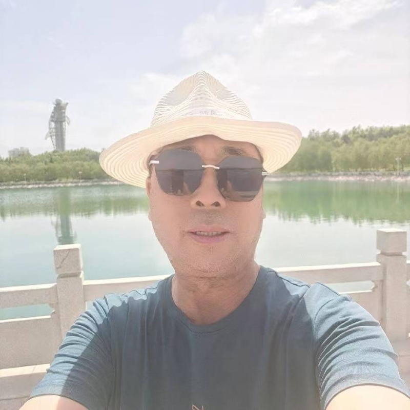 有钱人的第二张照片--泰州相亲服务中心