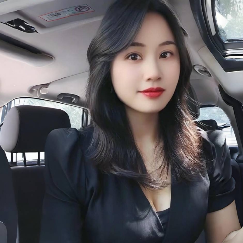 雪莲的第一张照片--泰州相亲服务中心