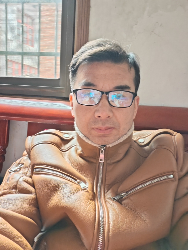 弹簧的第一张照片--泰州相亲服务中心