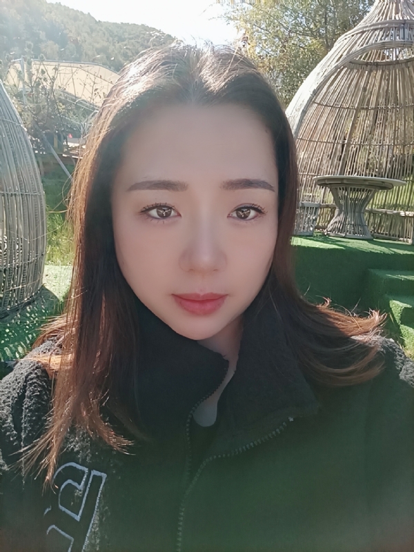 阿燕的第一张照片--泰州相亲服务中心