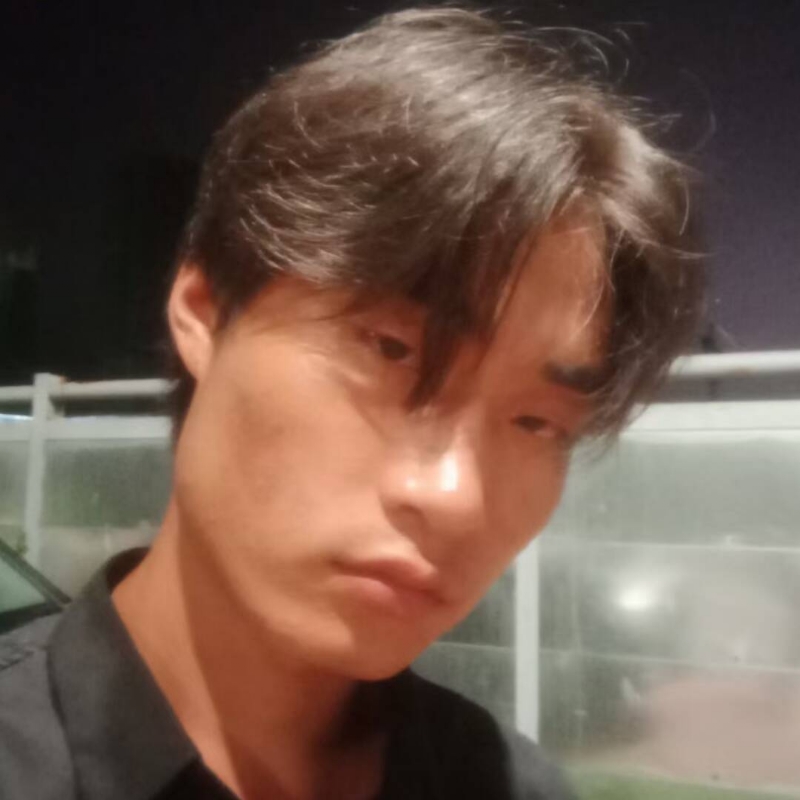 谨言慎行的第一张照片--泰州相亲服务中心