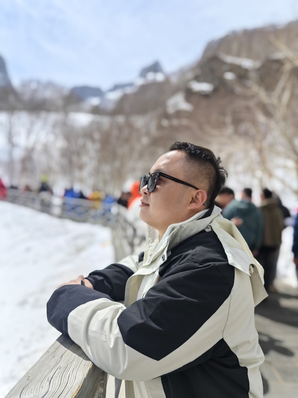 小龙的第一张照片--泰州相亲服务中心