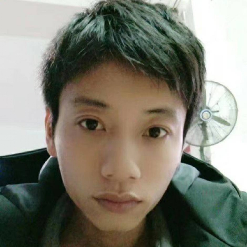 发呆的第一张照片--泰州相亲服务中心