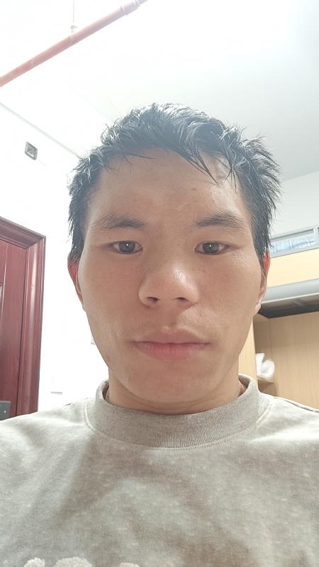 阳光的第一张照片--泰州相亲服务中心