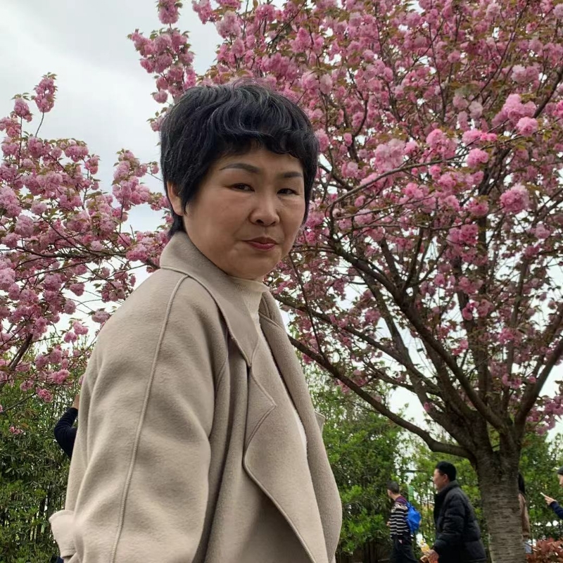 秋冬的雨有点冷的第二张照片--泰州相亲服务中心