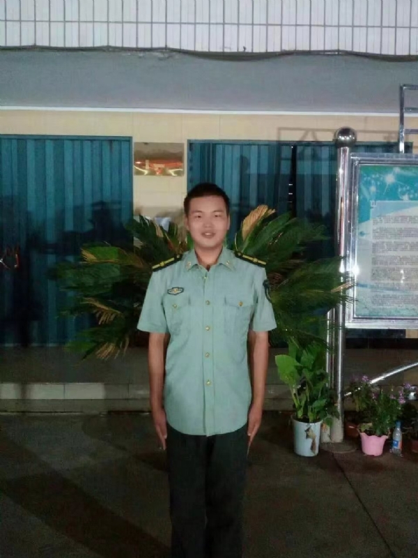 程程的第一张照片--泰州相亲服务中心