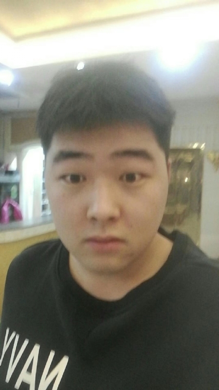 丹尼的第二张照片--泰州相亲服务中心