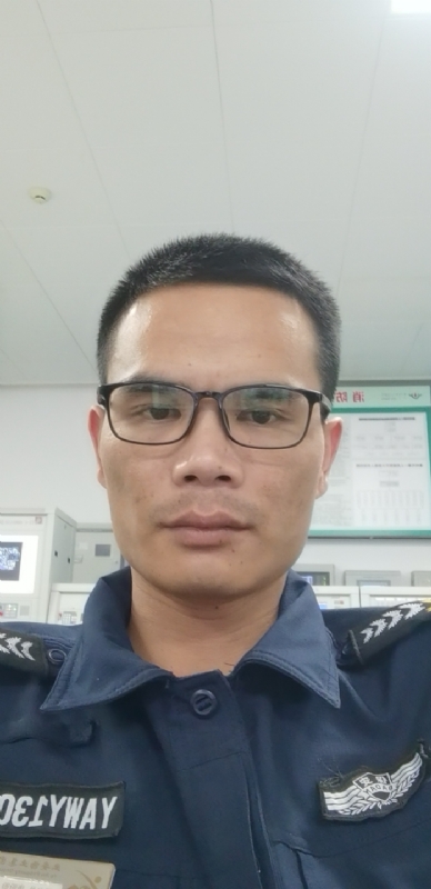 一直都在的第一张照片--泰州相亲服务中心