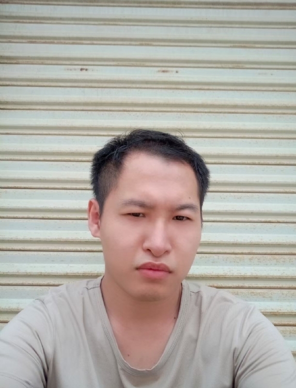 小立的第二张照片--泰州相亲服务中心