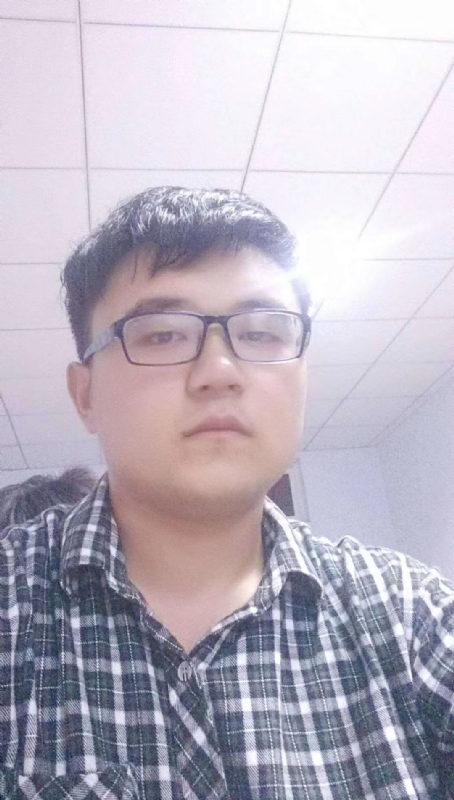 颜色不一样的黄的第一张照片--泰州相亲服务中心