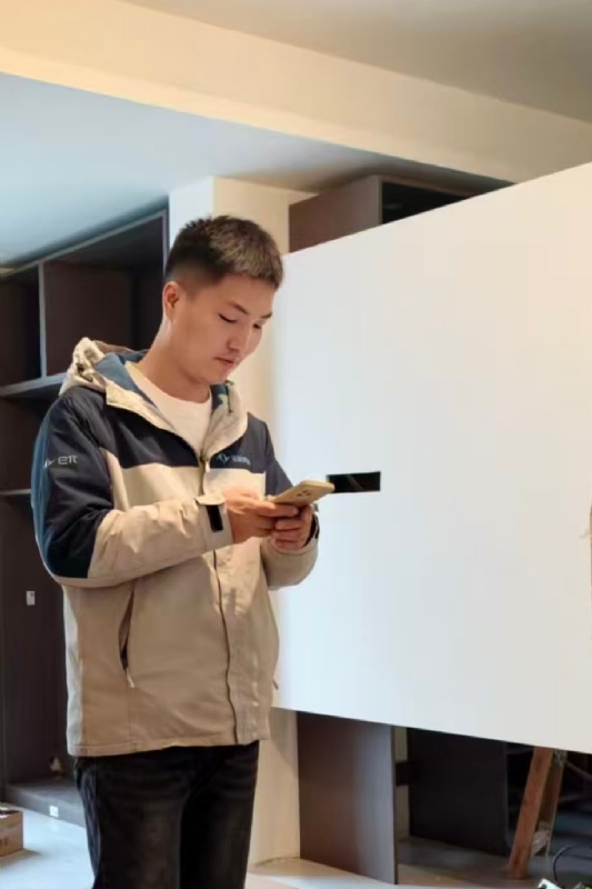 熊展的第一张照片--泰州相亲服务中心