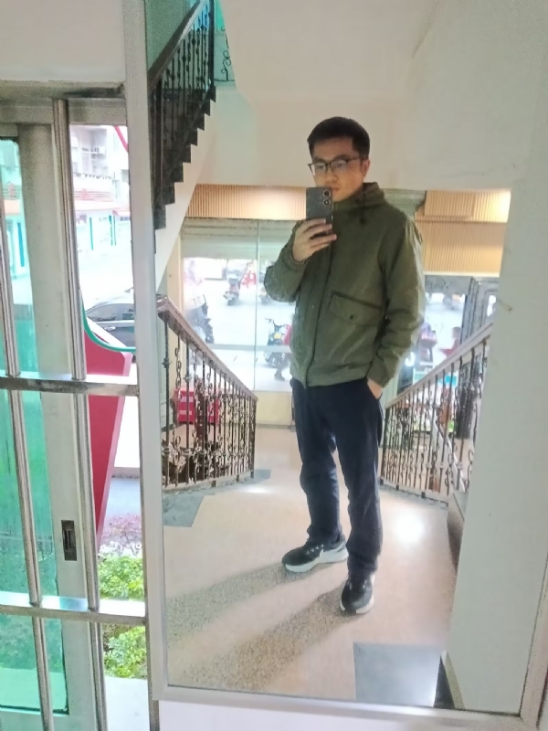 沧海一粟的第三张照片--泰州相亲服务中心