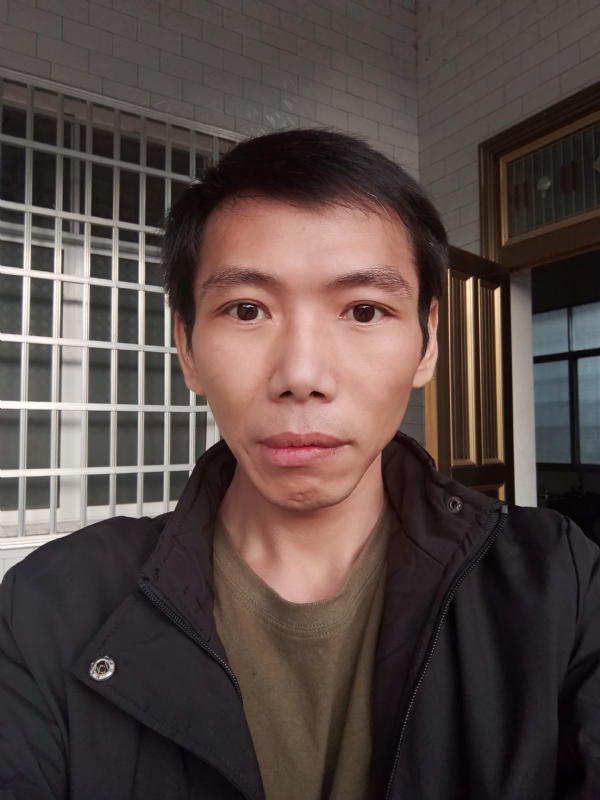 万紫千红的第二张照片--泰州相亲服务中心