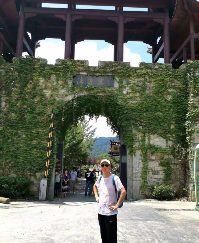 品心人的第一张照片--泰州相亲服务中心