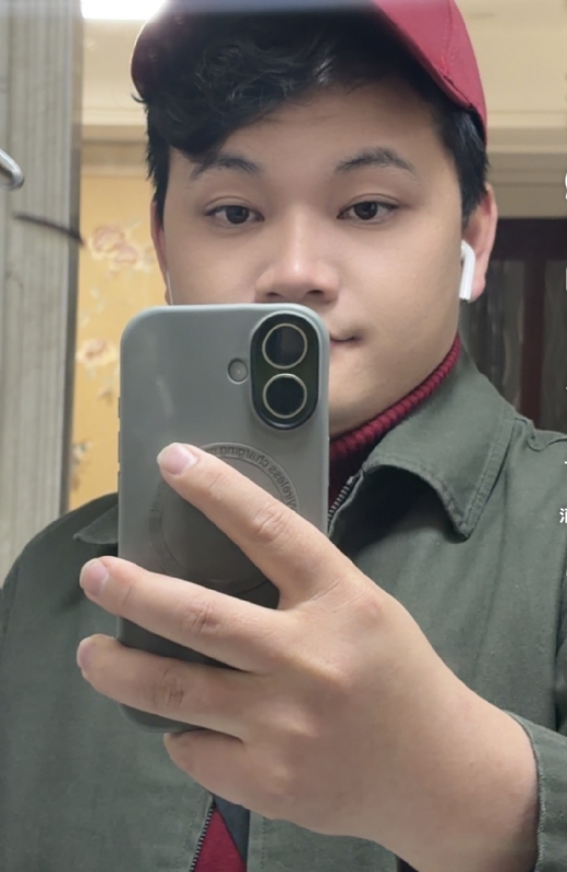 cjn199902的第一张照片--泰州相亲服务中心